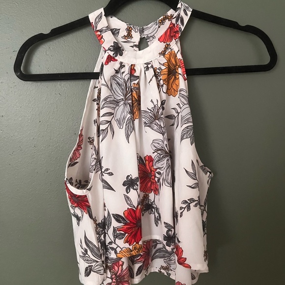 Shein cropped tank top - Picture 1 of 3